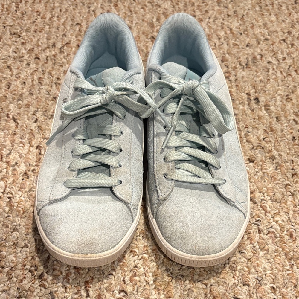 Puma Women's Light Blue Sneakers